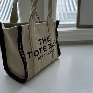 Marc Jacob’s The Tote Bag